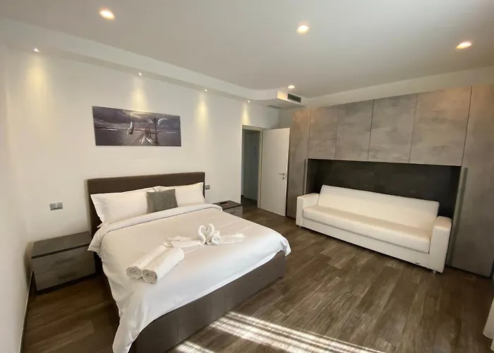 Millstone House 4* La Spezia